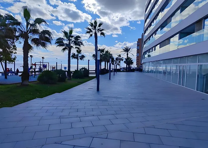 Mit Pool 50m * Torrevieja