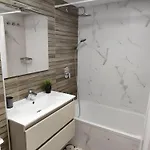 דירה Mit Pool 50m *