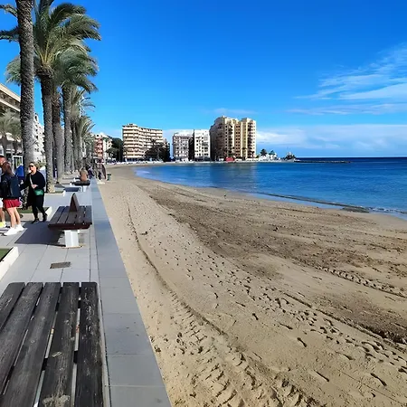 Mit Pool 50m Lejlighed *