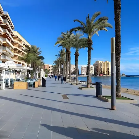 Mit Pool 50m * Torrevieja