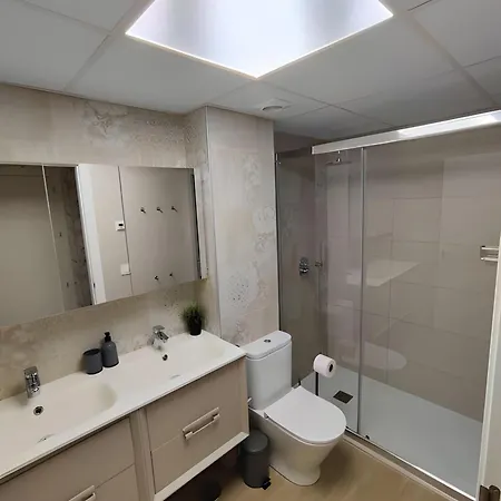 Mit Pool 50m Apartment *