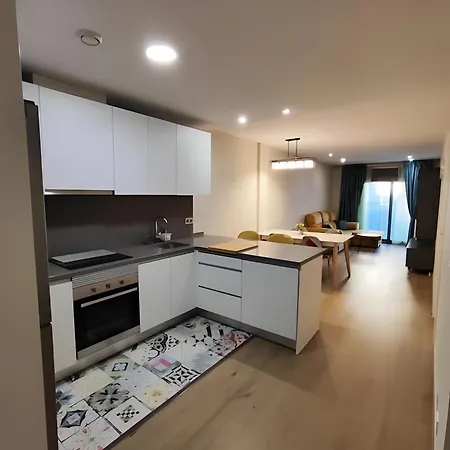 Mit Pool 50m Appartement