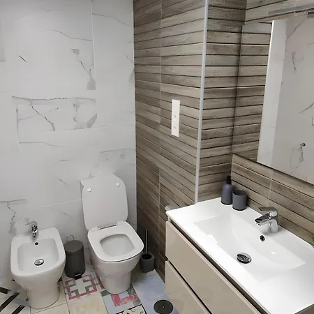 Mit Pool 50m Apartment