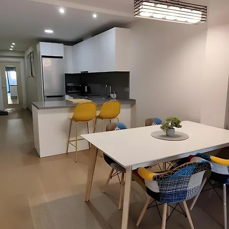 Mit Pool 50m Apartment *